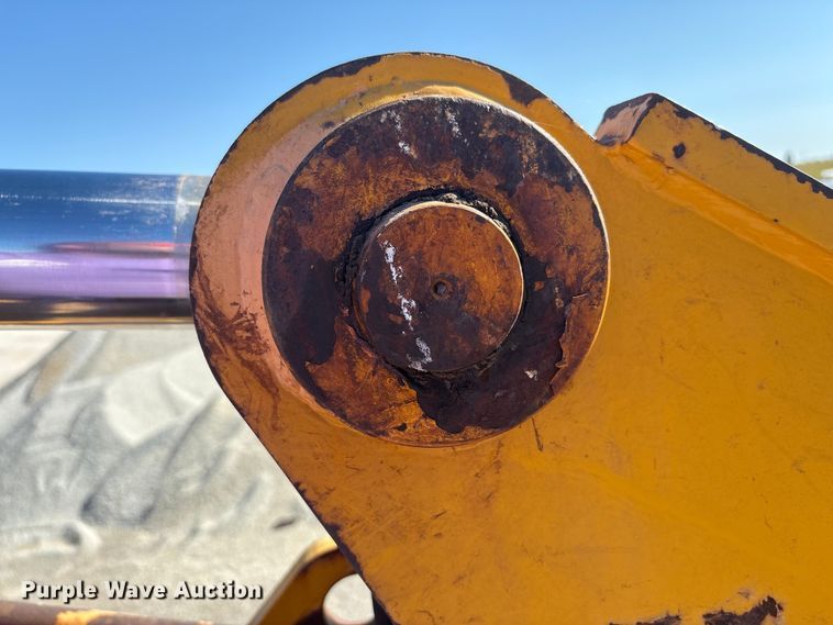 image for item EC4396 Badger 1085C wheeled excavator