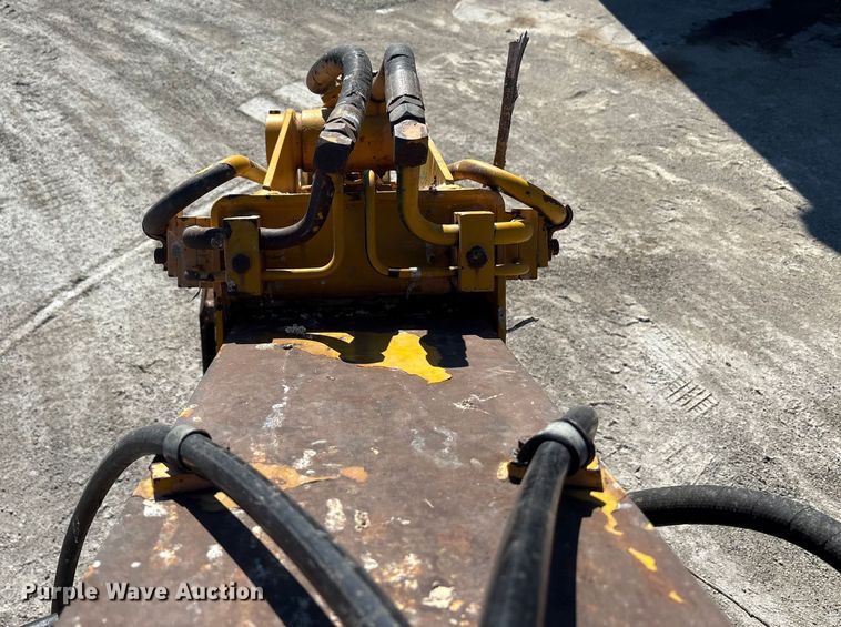 image for item EC4396 Badger 1085C wheeled excavator