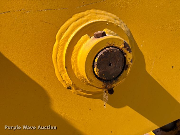 image for item EC4396 Badger 1085C wheeled excavator