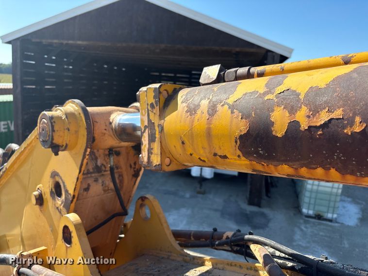 image for item EC4396 Badger 1085C wheeled excavator