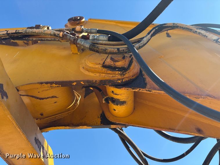 image for item EC4396 Badger 1085C wheeled excavator