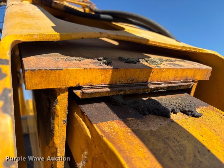 image for item EC4396 Badger 1085C wheeled excavator