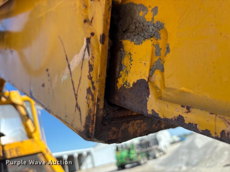 image for item EC4396 Badger 1085C wheeled excavator