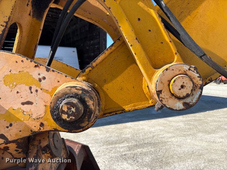 image for item EC4396 Badger 1085C wheeled excavator