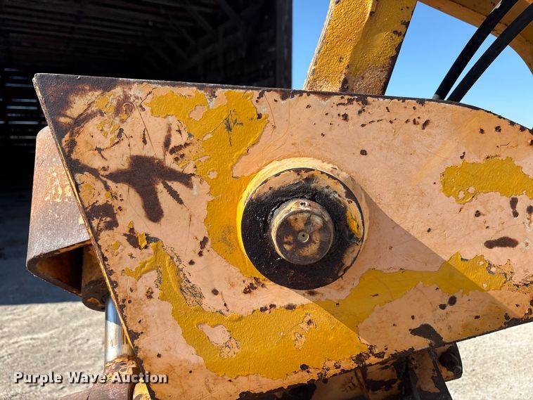 image for item EC4396 Badger 1085C wheeled excavator