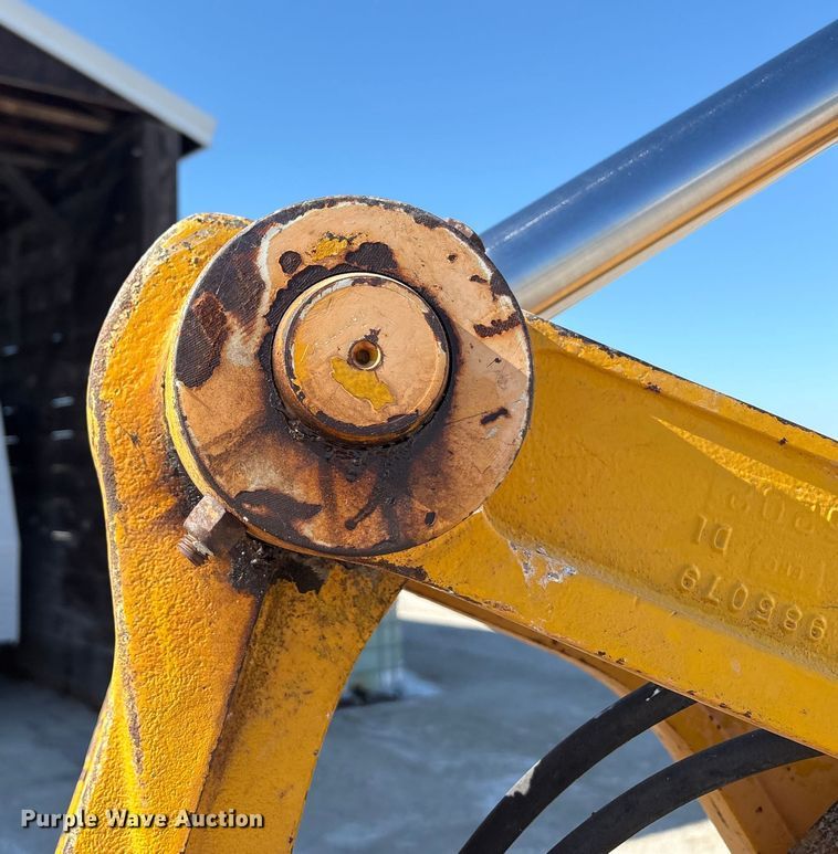 image for item EC4396 Badger 1085C wheeled excavator