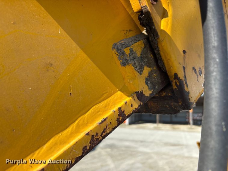 image for item EC4396 Badger 1085C wheeled excavator