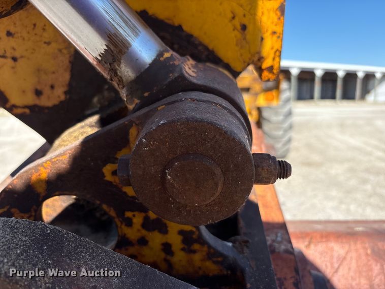 image for item EC4396 Badger 1085C wheeled excavator