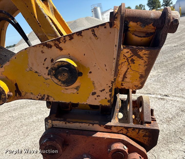 image for item EC4396 Badger 1085C wheeled excavator