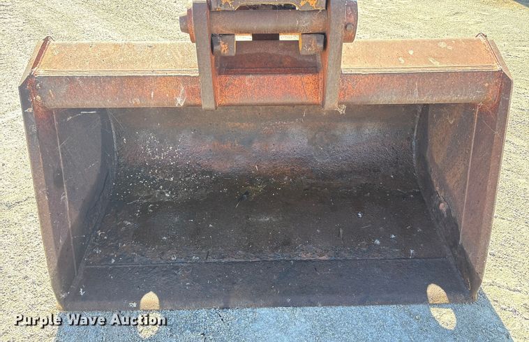 image for item EC4396 Badger 1085C wheeled excavator