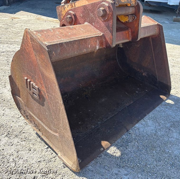 image for item EC4396 Badger 1085C wheeled excavator