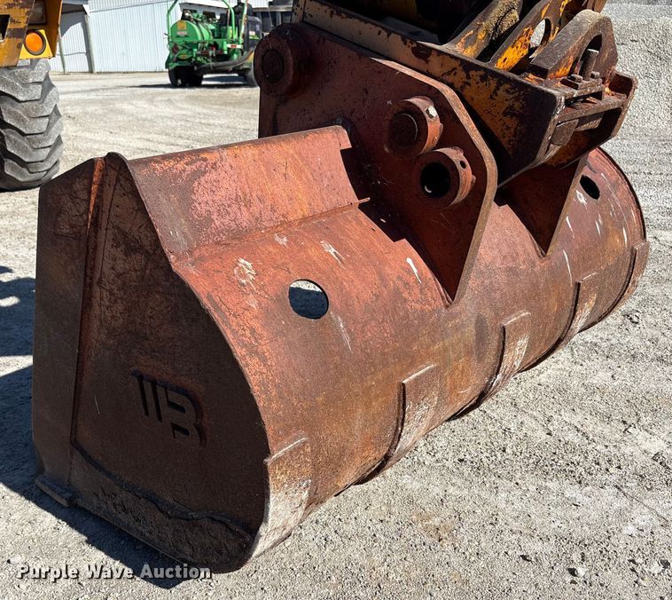 image for item EC4396 Badger 1085C wheeled excavator