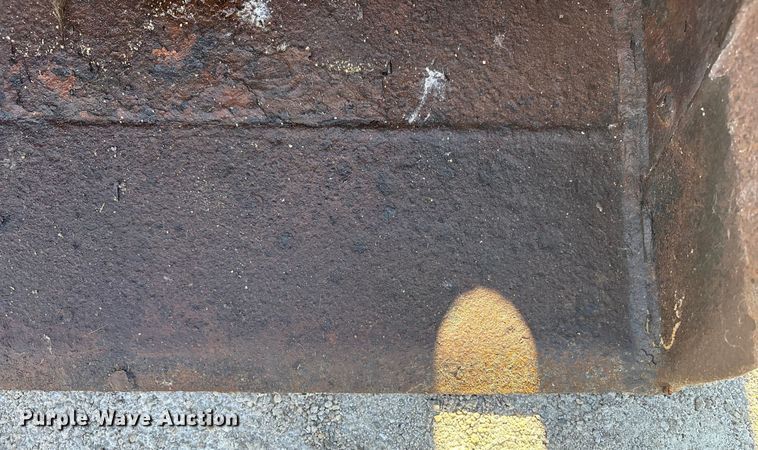 image for item EC4396 Badger 1085C wheeled excavator