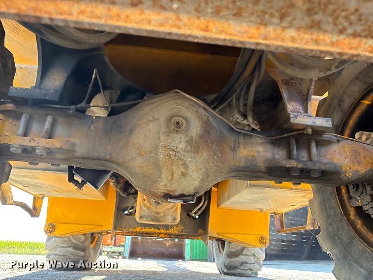 image for item EC4396 Badger 1085C wheeled excavator