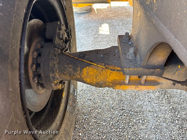 image for item EC4396 Badger 1085C wheeled excavator