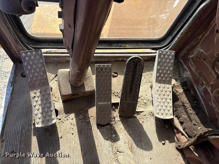 image for item EC4396 Badger 1085C wheeled excavator