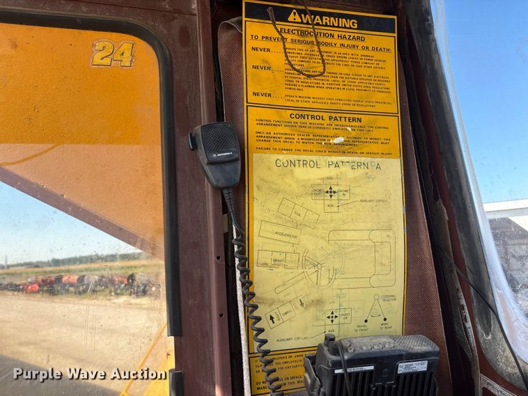 image for item EC4396 Badger 1085C wheeled excavator