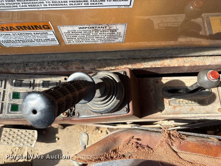 image for item EC4396 Badger 1085C wheeled excavator