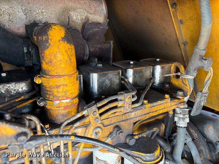 image for item EC4396 Badger 1085C wheeled excavator