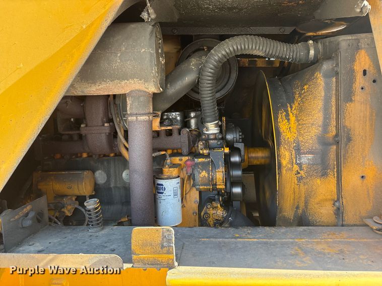 image for item EC4396 Badger 1085C wheeled excavator