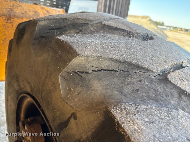 image for item EC4396 Badger 1085C wheeled excavator