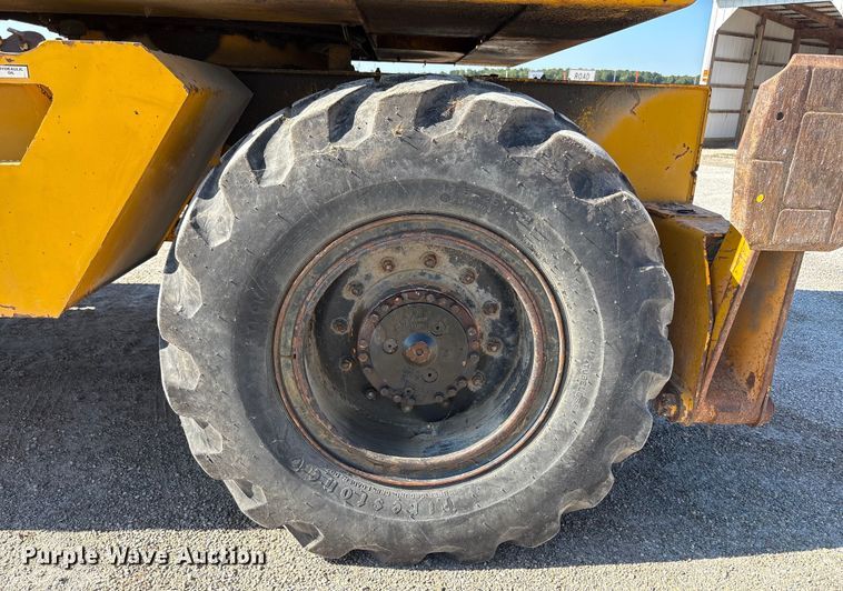 image for item EC4396 Badger 1085C wheeled excavator