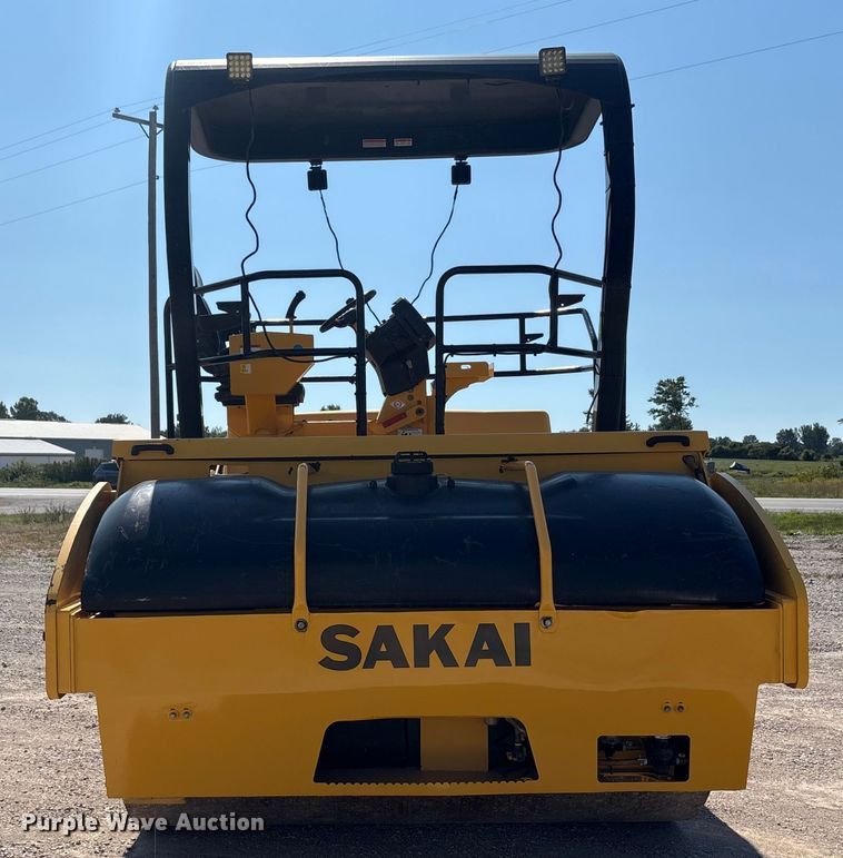 image for item EC4397 2016 Sakai SW990-1 double drum vibratory roller