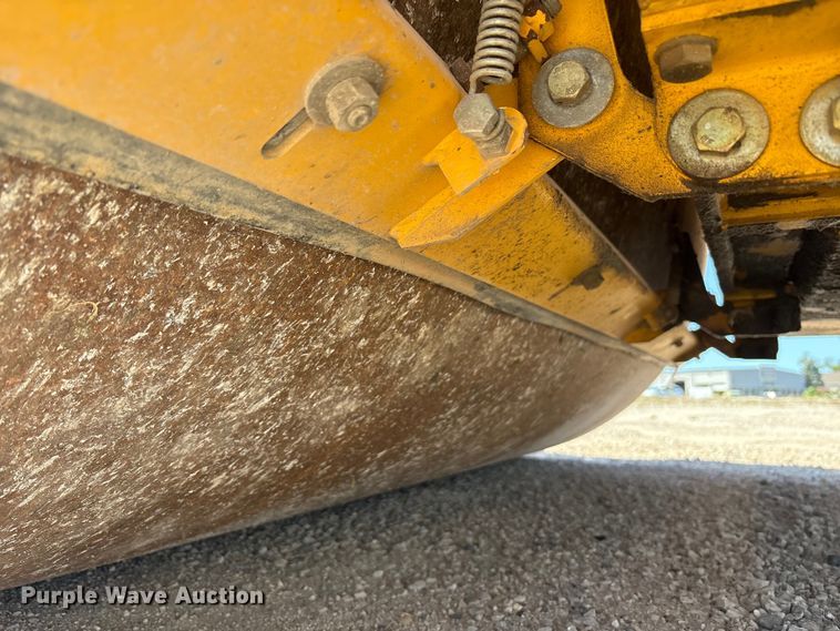 image for item EC4397 2016 Sakai SW990-1 double drum vibratory roller