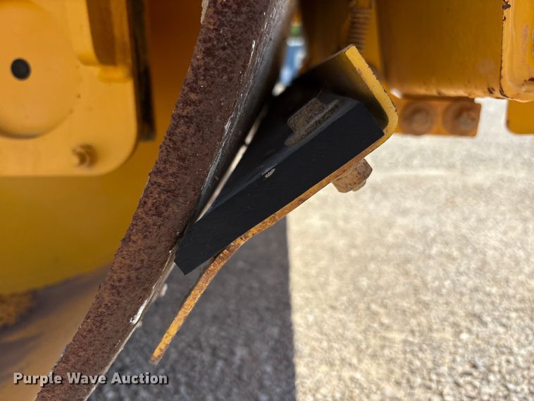 image for item EC4397 2016 Sakai SW990-1 double drum vibratory roller