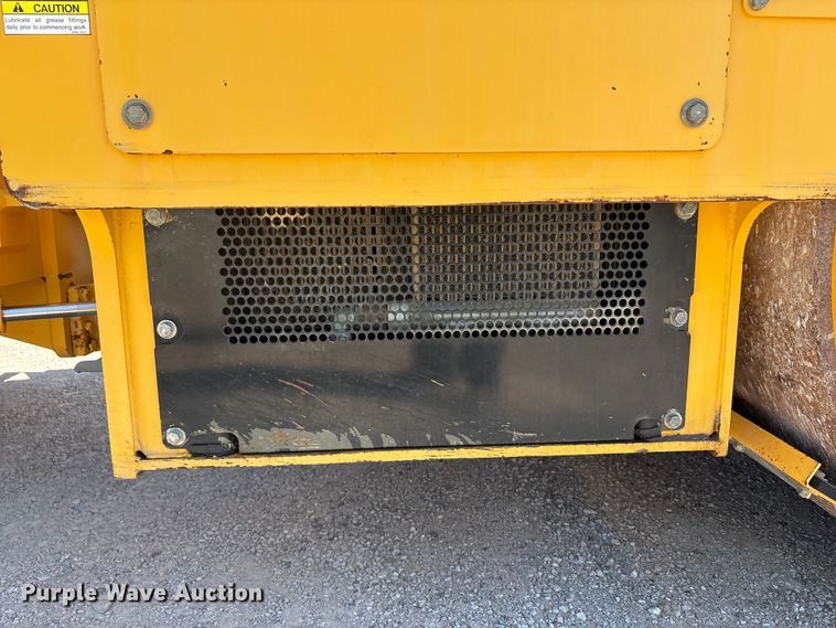 image for item EC4397 2016 Sakai SW990-1 double drum vibratory roller