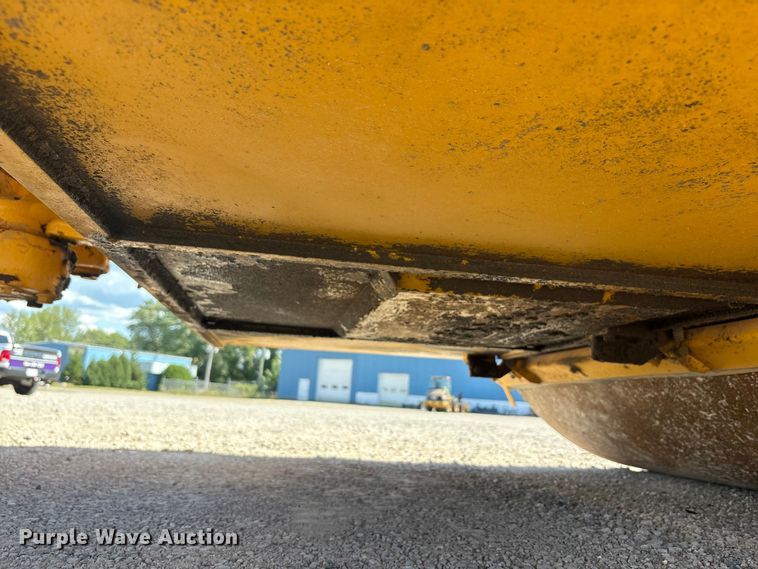 image for item EC4397 2016 Sakai SW990-1 double drum vibratory roller