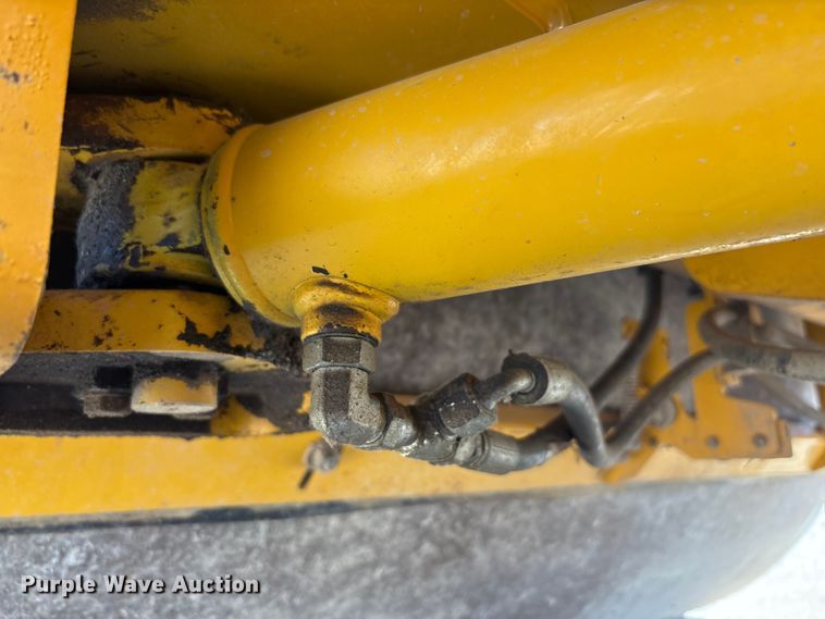 image for item EC4397 2016 Sakai SW990-1 double drum vibratory roller