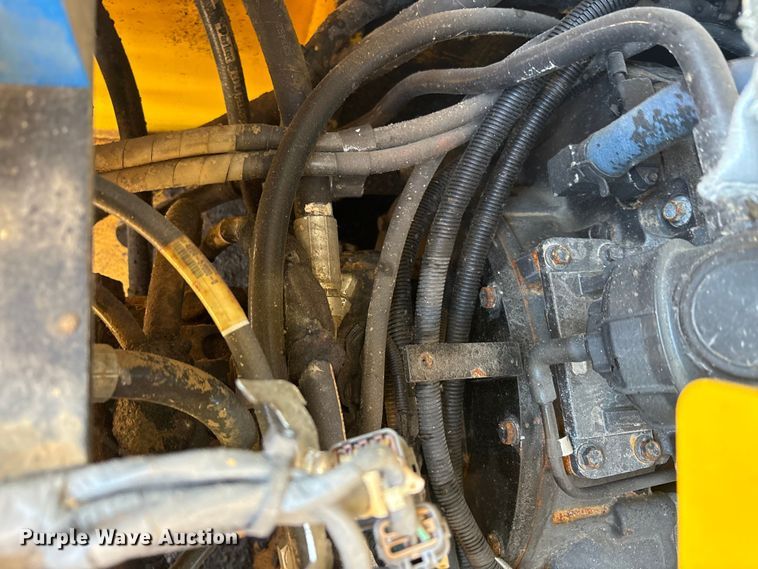 image for item EC4397 2016 Sakai SW990-1 double drum vibratory roller