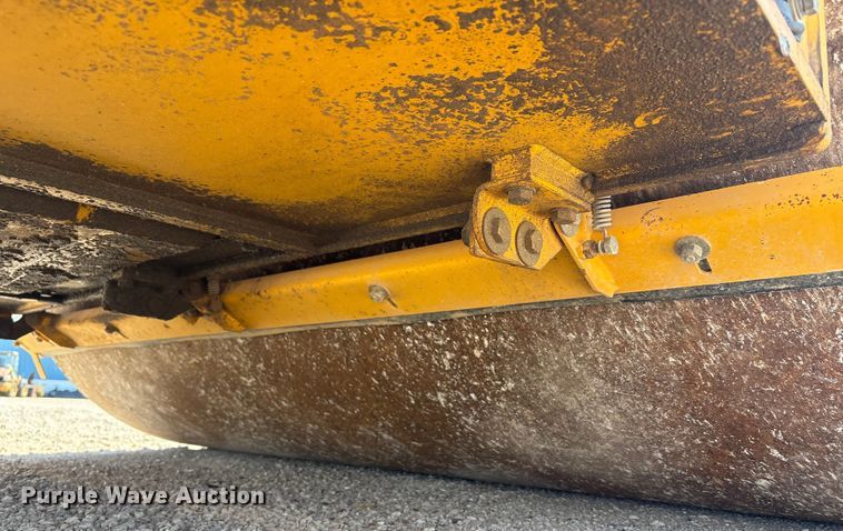 image for item EC4397 2016 Sakai SW990-1 double drum vibratory roller