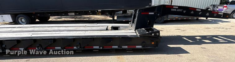image for item EC4403 1995 Trail King Industries lowboy equipment trailer