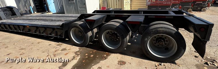 image for item EC4403 1995 Trail King Industries lowboy equipment trailer