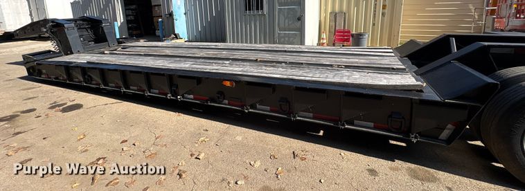 image for item EC4403 1995 Trail King Industries lowboy equipment trailer