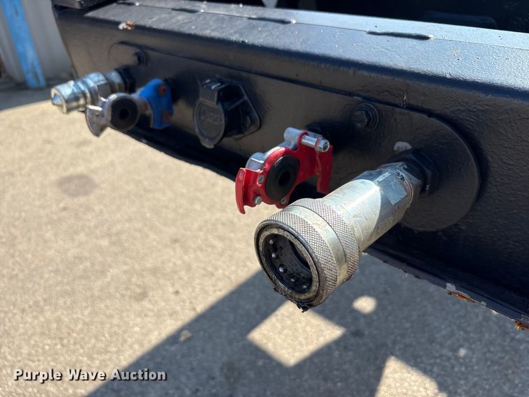 image for item EC4403 1995 Trail King Industries lowboy equipment trailer