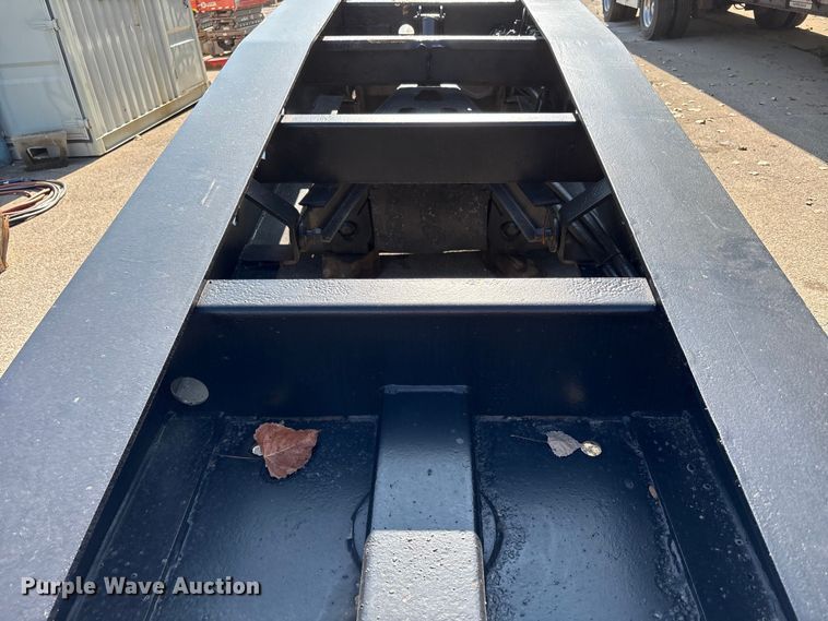 image for item EC4403 1995 Trail King Industries lowboy equipment trailer