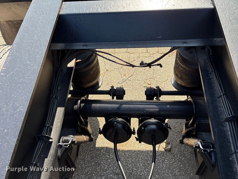 image for item EC4403 1995 Trail King Industries lowboy equipment trailer