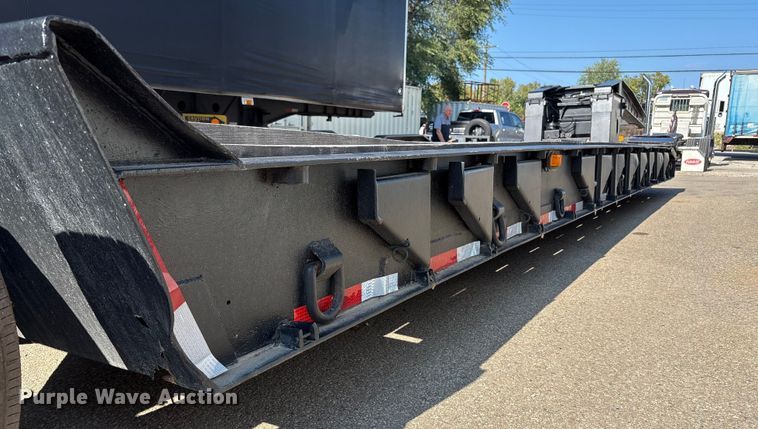 image for item EC4403 1995 Trail King Industries lowboy equipment trailer