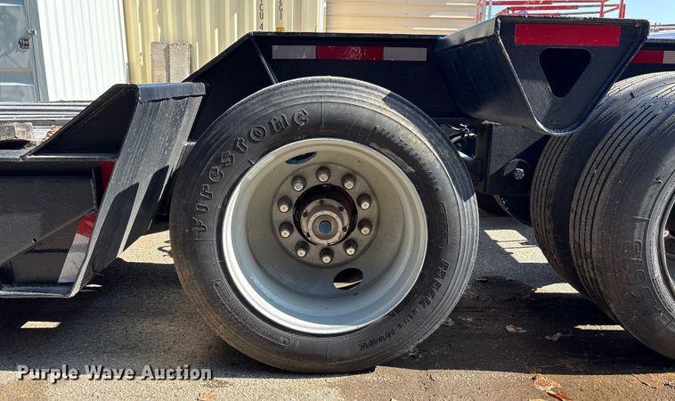 image for item EC4403 1995 Trail King Industries lowboy equipment trailer