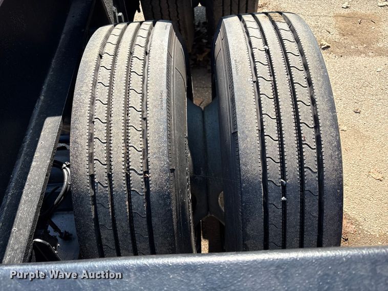 image for item EC4403 1995 Trail King Industries lowboy equipment trailer