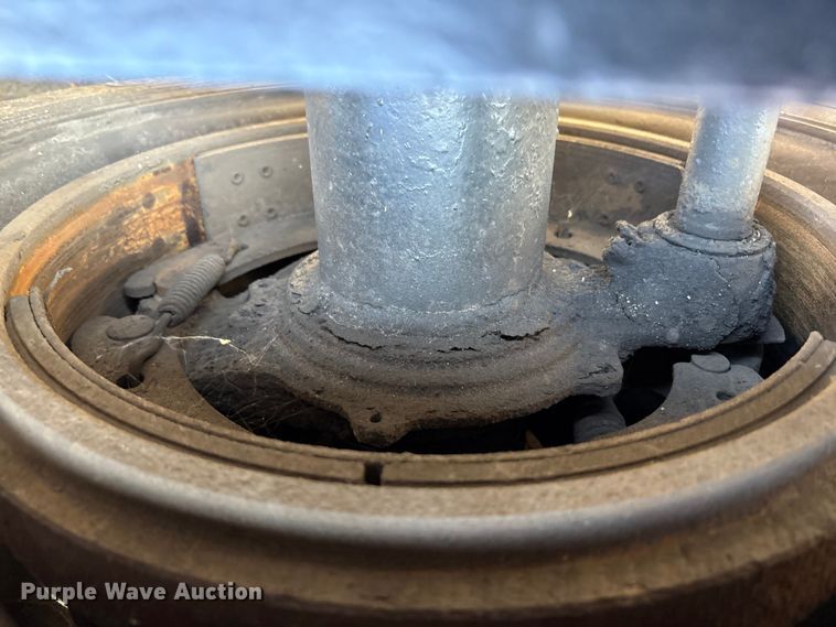 image for item EC4403 1995 Trail King Industries lowboy equipment trailer