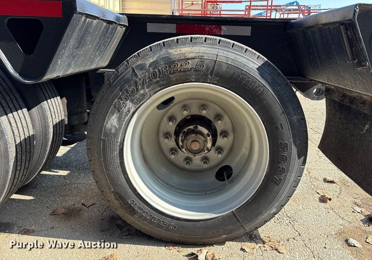 image for item EC4403 1995 Trail King Industries lowboy equipment trailer