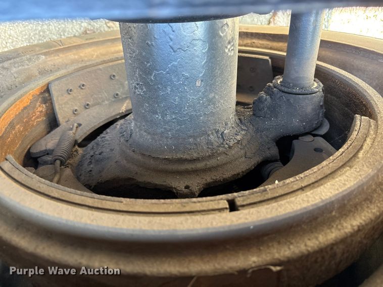 image for item EC4403 1995 Trail King Industries lowboy equipment trailer