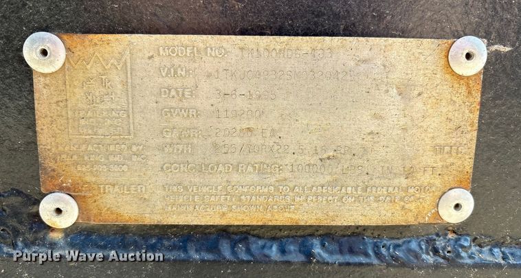 image for item EC4403 1995 Trail King Industries lowboy equipment trailer