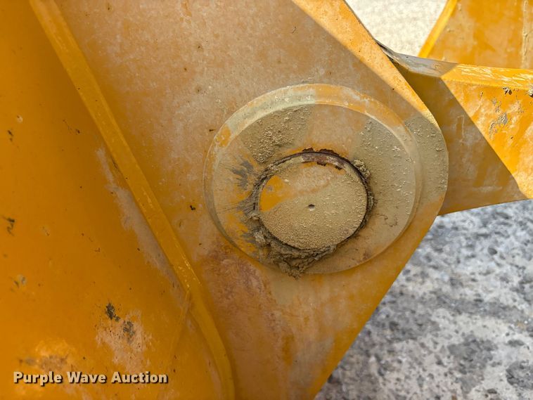 image for item EC4421 2022 Caterpillar 950GC wheel loader
