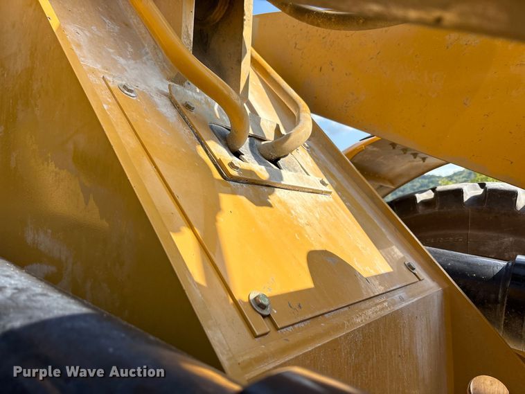 image for item EC4421 2022 Caterpillar 950GC wheel loader