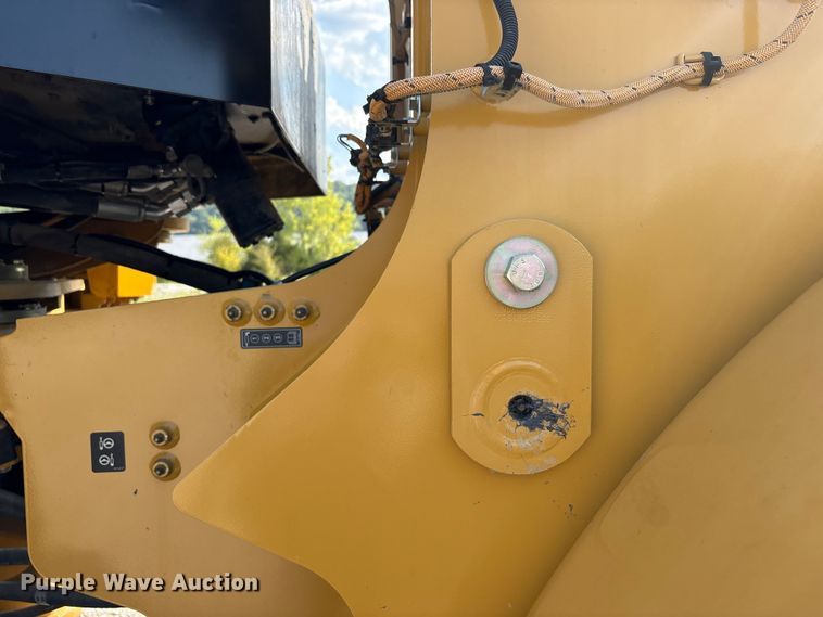 image for item EC4421 2022 Caterpillar 950GC wheel loader